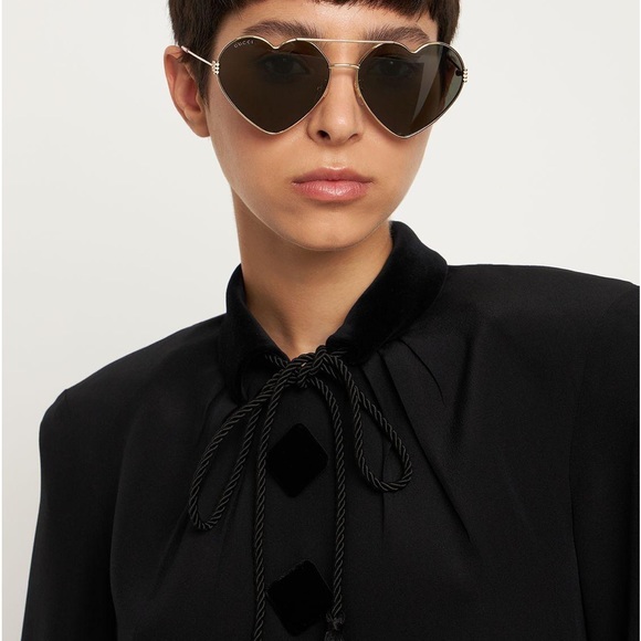 Ship same day - 💯 - New Authentic GUCCI Gold Heart Sunglasses - Picture 10 of 17